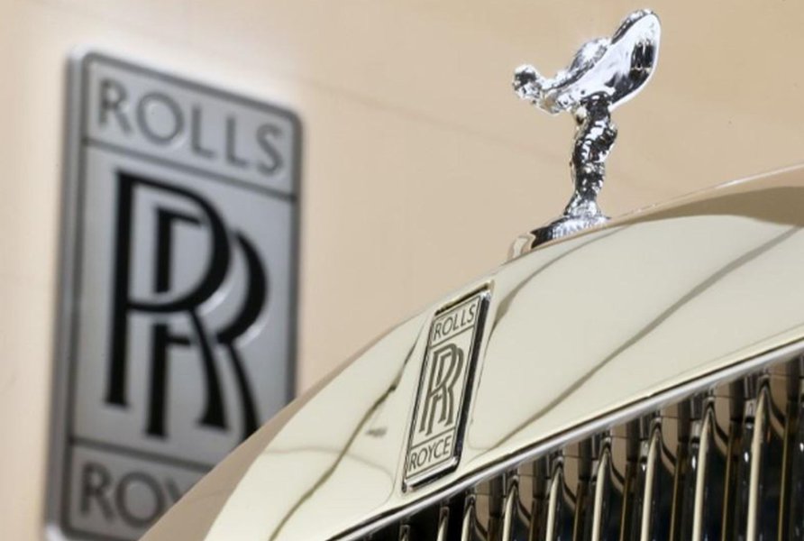 Rolls-Royce se inspira em cobras e besouros em robôs para manutenção de motores Rolls-Royce se inspira em cobras e besouros em robôs para manutenção de motores