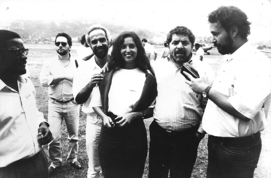 Lula, de metalúrgico a metaleiro Lula, de metalúrgico a metaleiro