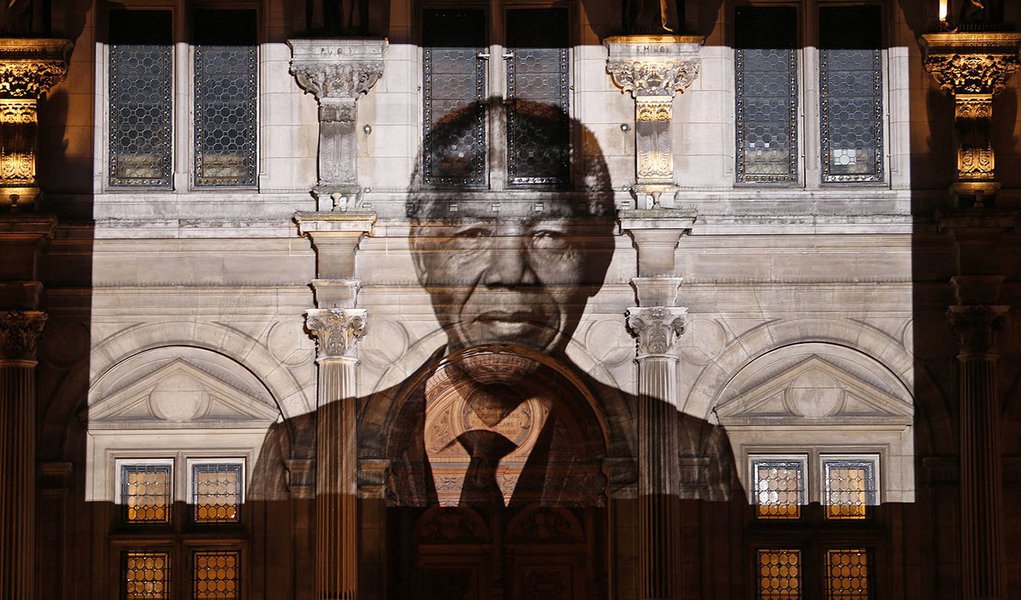 Cartas de Mandela revelam estadista sem ressentimento (Foto: Foto: Charles Platiau / Reuters) Cartas de Mandela revelam estadista sem ressentimento