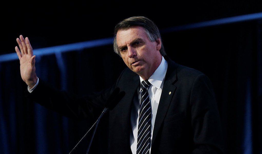 Tijolaço: mídia tenta castrar Bolsonaro, mas pode não conseguir (Foto: REUTERS/Adriano Machado) Tijolaço: mídia tenta castrar Bolsonaro, mas pode não conseguir