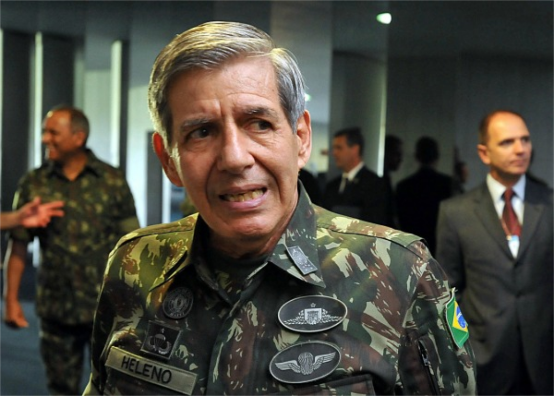 'Estou pronto para a missão', diz general Heleno, cotado para vice de Bolsonaro 'Estou pronto para a missão', diz general Heleno, cotado para vice de Bolsonaro
