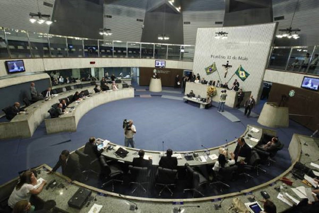 Violência contra a mulher é debatida hoje, no plenário da Assembleia (Foto: Arquivo AL) Violência contra a mulher é debatida hoje, no plenário da Assembleia