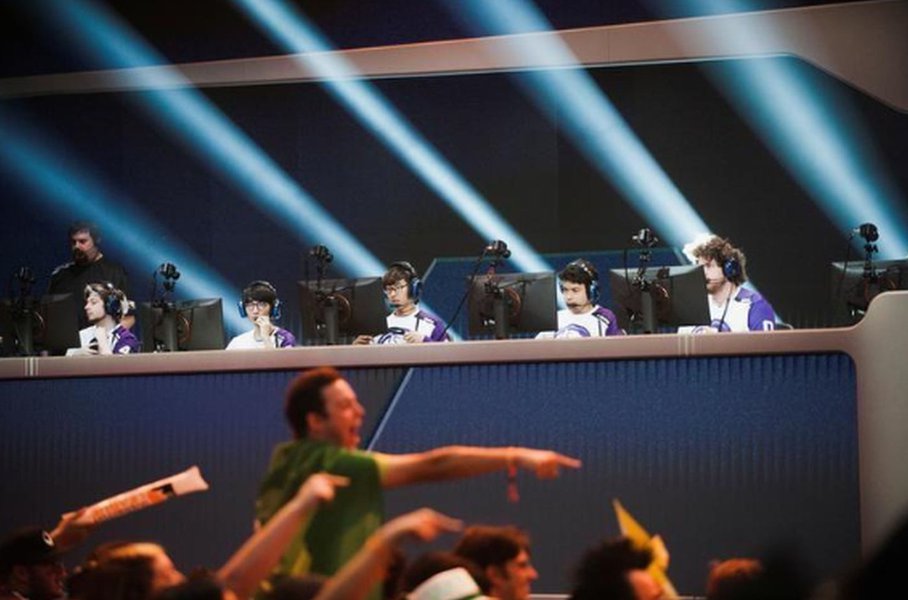 Activision firma acordo com ESPN e Disney XD para transmitir ao vivo a liga de esportes eletrônicos de Overwatch Activision firma acordo com ESPN e Disney XD para transmitir ao vivo a liga de esportes eletrônicos de Overwatch