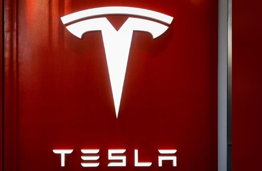 Após acordo da Tesla, Xangai vai acelerar fim de limite de participação estrangeira Após acordo da Tesla, Xangai vai acelerar fim de limite de participação estrangeira
