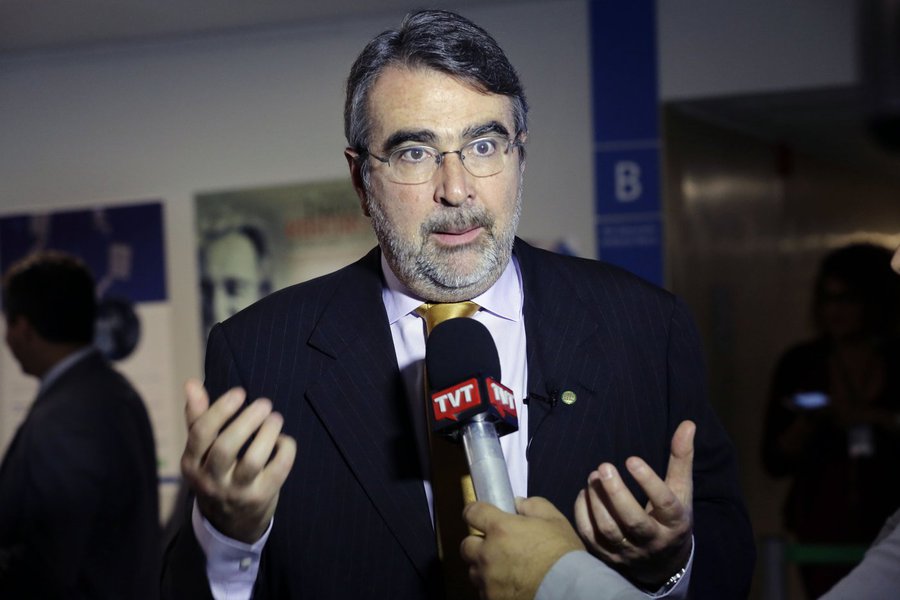 Fontana sobre Lula: o povo não se convenceu com um julgamento injusto (Foto: Cleia Viana - Câmara) Fontana sobre Lula: o povo não se convenceu com um julgamento injusto