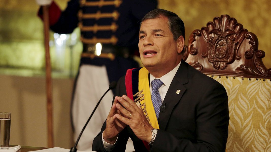 A direita traiçoeira ataca a Rafael Correa (Foto: Reuters) A direita traiçoeira ataca a Rafael Correa