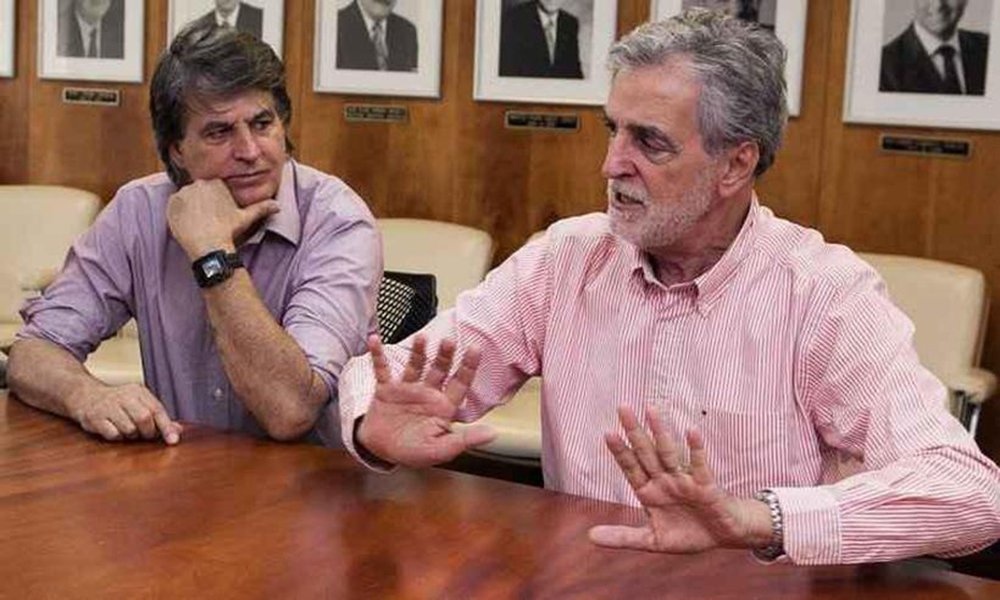 Vice desiste de candidatura na chapa de Mares Guia Vice desiste de candidatura na chapa de Mares Guia