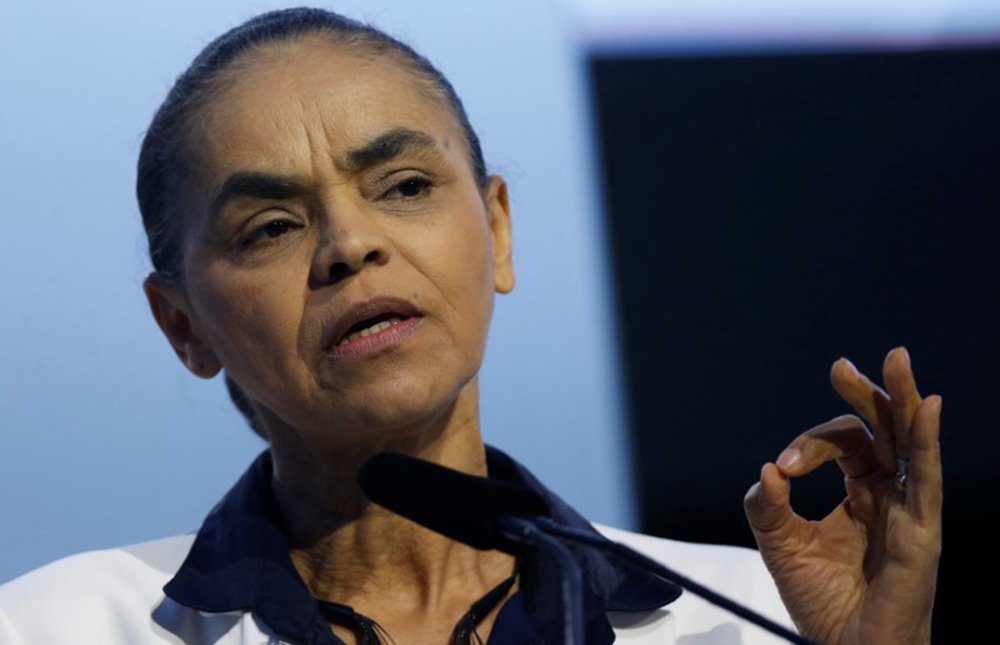 DCM: o apedrejamento de Marina por seus irmãos evangélicos (Foto: REUTERS/Adriano Machado) DCM: o apedrejamento de Marina por seus irmãos evangélicos