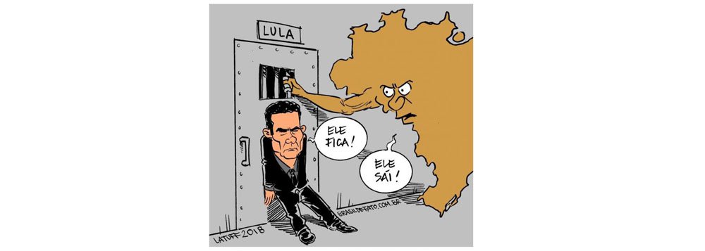 Latuff e a guerra de Moro para manter Lula preso (Foto: Carlos Latuff Brasil 247) Latuff e a guerra de Moro para manter Lula preso