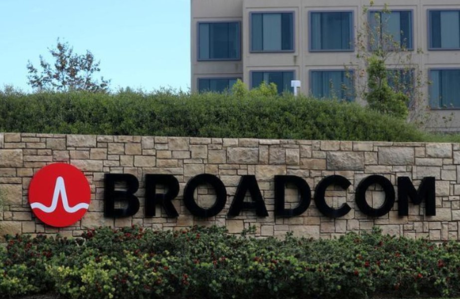 Broadcom perde US$19 bi em valor de mercado após oferta para comprar CA Broadcom perde US$19 bi em valor de mercado após oferta para comprar CA