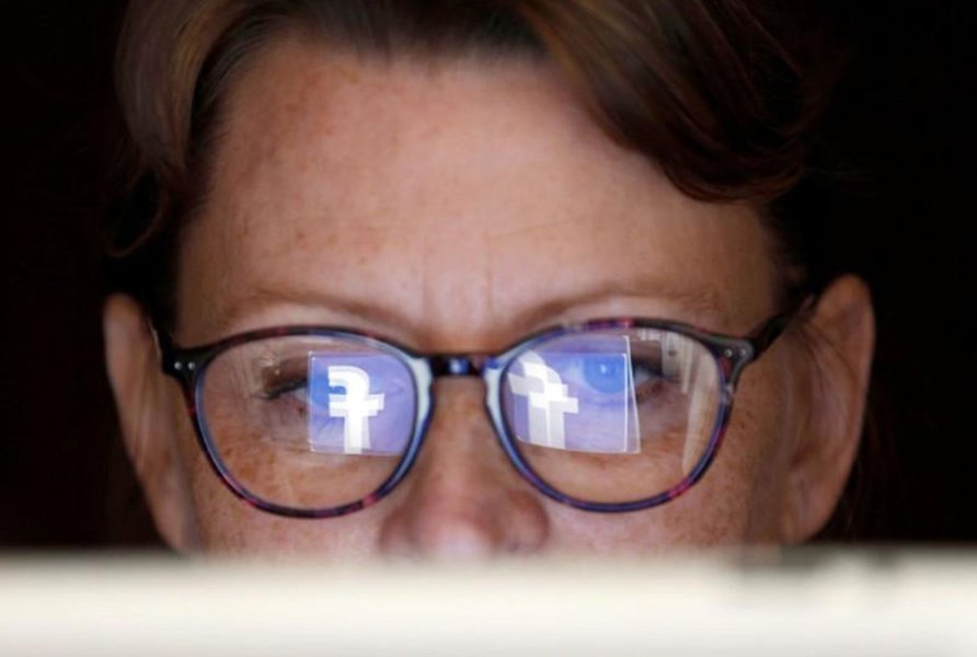 Facebook diz estar removendo conteúdo sobre impressão 3D de armas Facebook diz estar removendo conteúdo sobre impressão 3D de armas