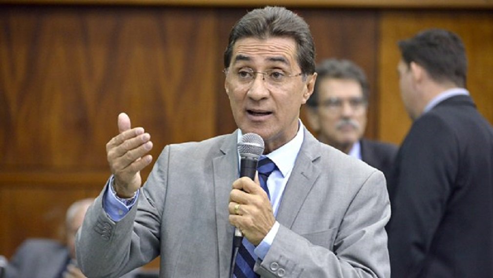 Líder do governo defende Demóstenes e diz que não há definição por Lúcia (Foto: Y.MAEDA) Líder do governo defende Demóstenes e diz que não há definição por Lúcia