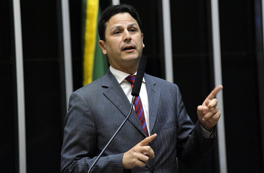 Dias Toffoli arquiva inquérito contra deputado do PSDB (Foto: LUCIO BERNARDO JR) Dias Toffoli arquiva inquérito contra deputado do PSDB