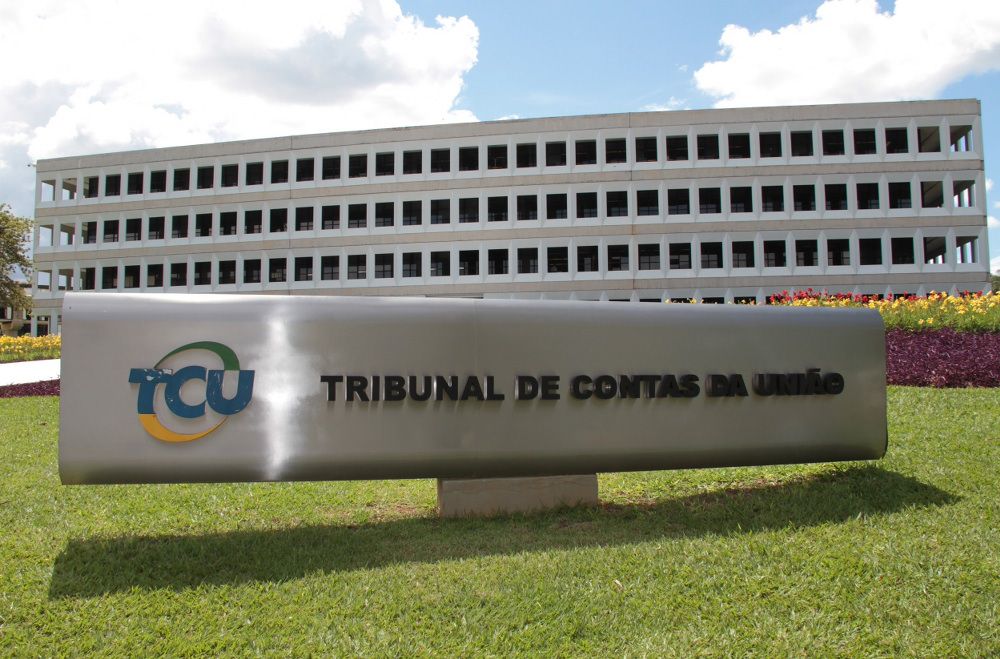 Teto de gastos e TCU deixam o putrefato governo Temer completamente paralisado Teto de gastos e TCU deixam o putrefato governo Temer completamente paralisado
