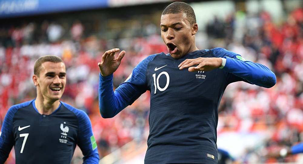 Mbappé doará dinheiro da Copa para instituição de caridade Mbappé doará dinheiro da Copa para instituição de caridade