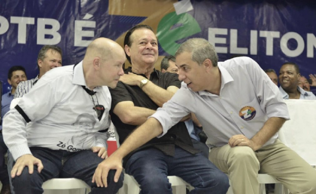 Trabalho 24 horas por dia para ser candidato a senador, diz Demóstenes Trabalho 24 horas por dia para ser candidato a senador, diz Demóstenes