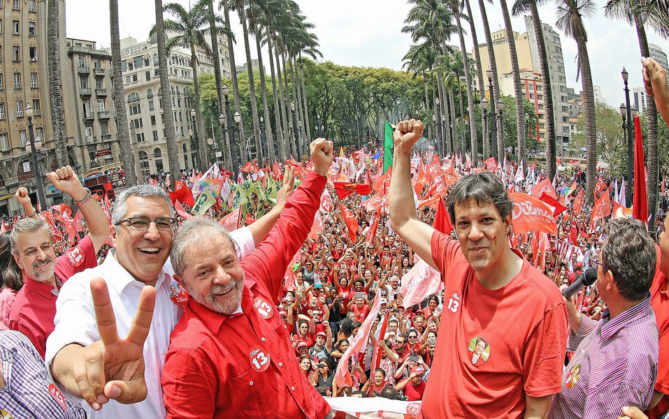 Haddad se torna advogado de Lula e poderá visitá-lo todos os dias (Foto: STUCKERT) Haddad se torna advogado de Lula e poderá visitá-lo todos os dias