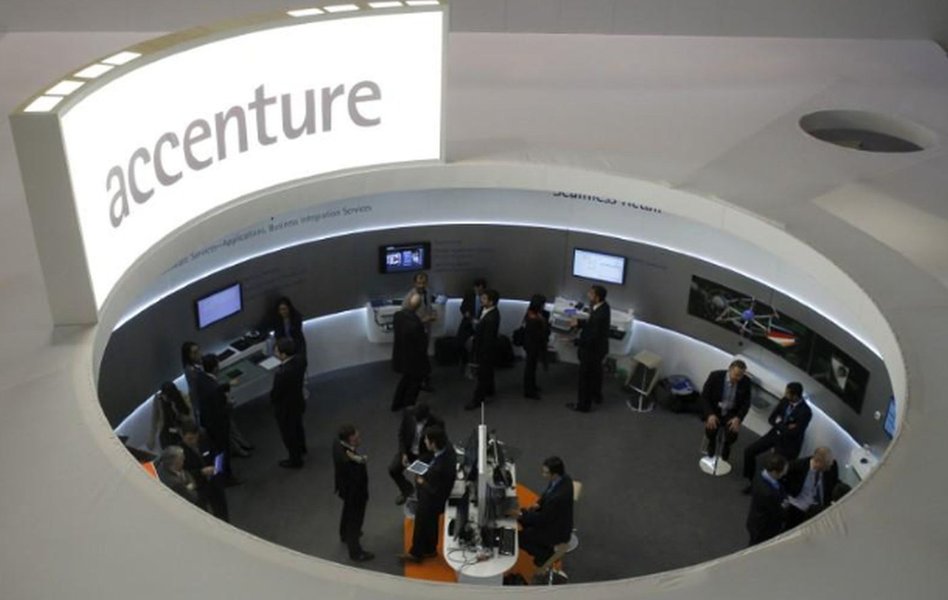 Receita e lucro trimestral da Accenture superam estimativas Receita e lucro trimestral da Accenture superam estimativas