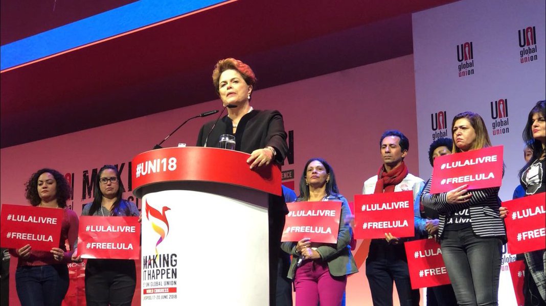 Dilma denuncia prisão política de Lula na Inglaterra (Foto: Equipe Dilma) Dilma denuncia prisão política de Lula na Inglaterra