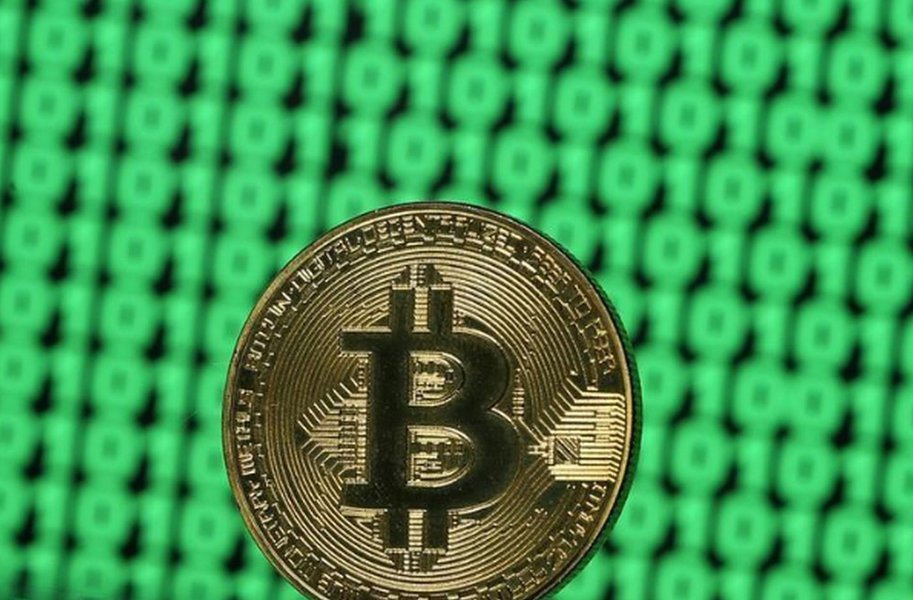 Entidade de criptomoedas vai ao Cade contra bancos Entidade de criptomoedas vai ao Cade contra bancos