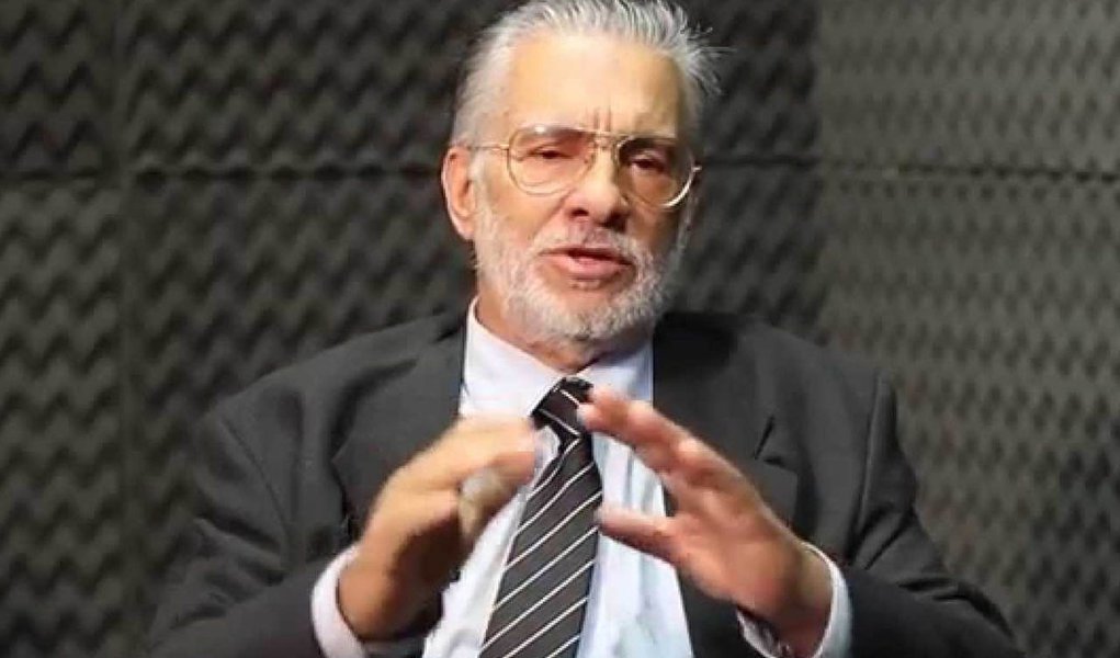 Ex-presidente do PSC é investigado por pagar prostitutas com dinheiro do fundo partidário Ex-presidente do PSC é investigado por pagar prostitutas com dinheiro do fundo partidário