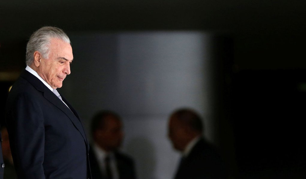 Generais não obedecem a Temer (Foto: REUTERS/Adriano Machado) Generais não obedecem a Temer