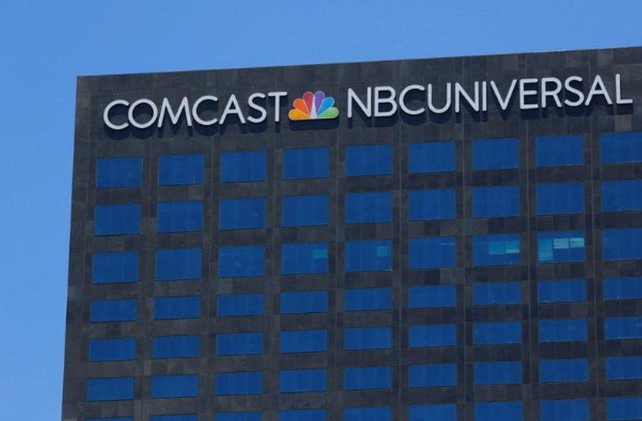 Comcast recebe aval da UE para comprar Sky Comcast recebe aval da UE para comprar Sky