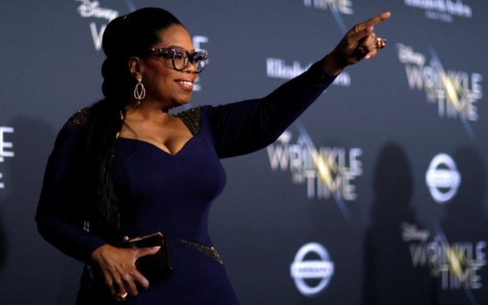 Apple assina contrato de muitos anos com Oprah Winfrey Apple assina contrato de muitos anos com Oprah Winfrey