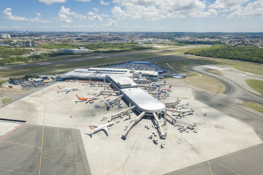 Aeroporto de Salvador só tem combustível até domingo (Foto: David Campbell) Aeroporto de Salvador só tem combustível até domingo