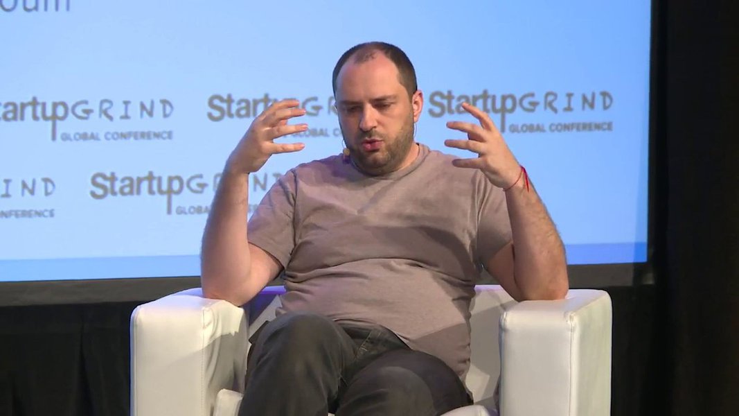Cofundador do WhatsApp deixa empresa Cofundador do WhatsApp deixa empresa