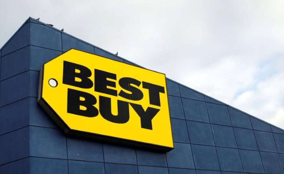 Crescimento das vendas online da Best Buy desacelera, ofuscando resultado trimestral forte Crescimento das vendas online da Best Buy desacelera, ofuscando resultado trimestral forte