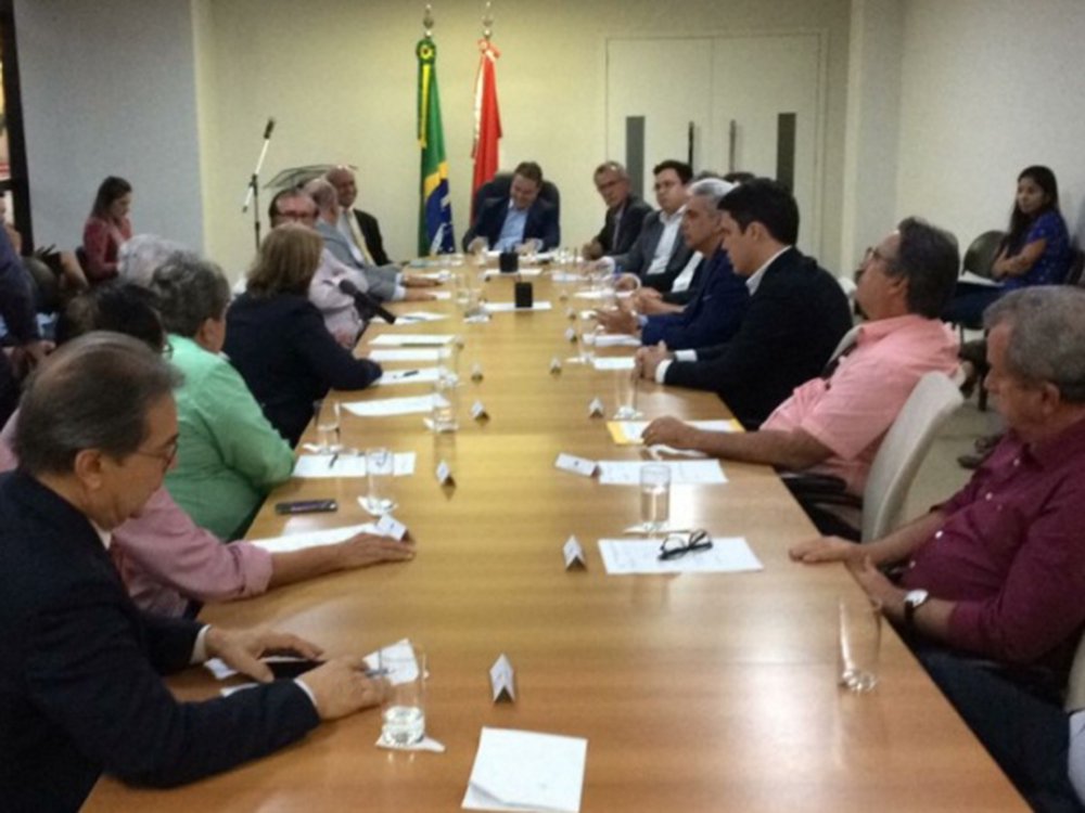 Renan Filho diminui ICMS do setor sucorenergético Renan Filho diminui ICMS do setor sucorenergético