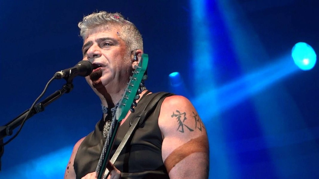 Lulu Santos celebra boa recepção de seu relacionamento homoafetivo Lulu Santos celebra boa recepção de seu relacionamento homoafetivo