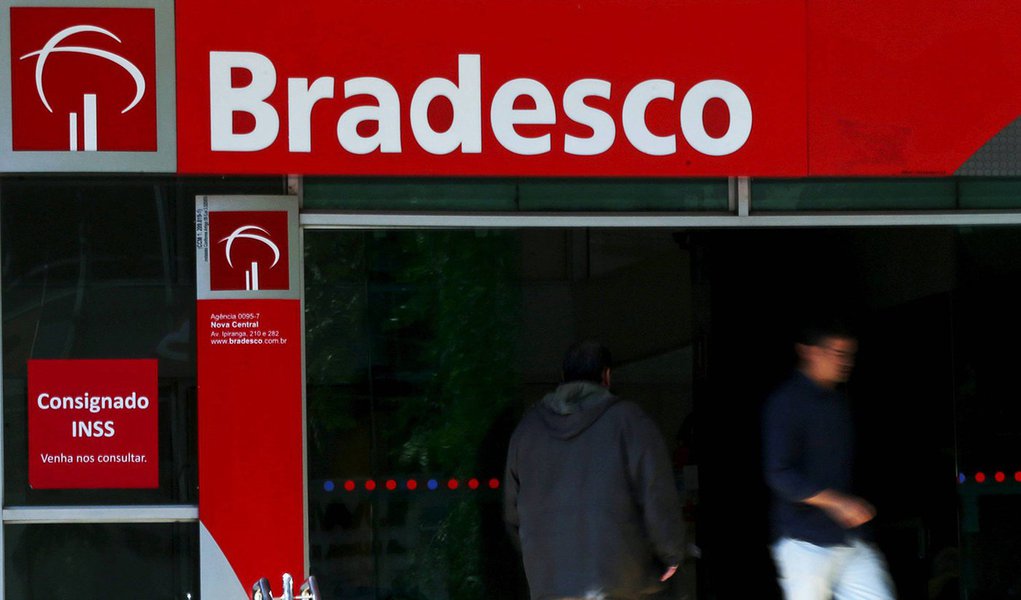 Lucro do Bradesco sobe 9,7% no 2º tri, a R$5,16 bi Lucro do Bradesco sobe 9,7% no 2º tri, a R$5,16 bi