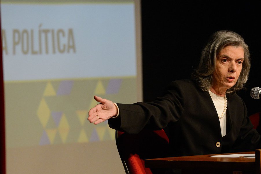 Entidades defendem reajuste salarial para magistrados e MP Entidades defendem reajuste salarial para magistrados e MP