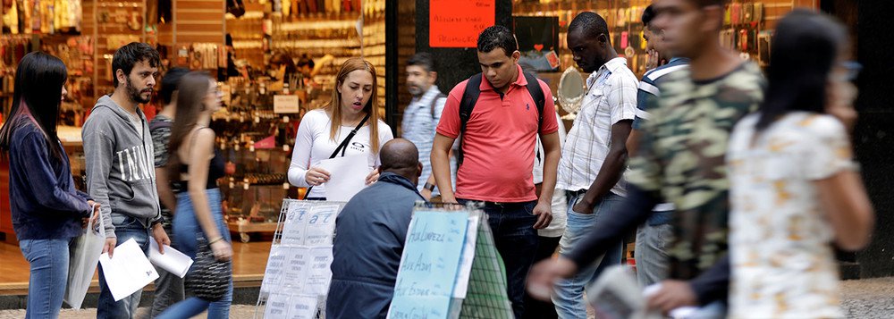 Brasil terá este ano aumento de 4 milhões de eleitores (Foto: REUTERS/Paulo Whitaker) Brasil terá este ano aumento de 4 milhões de eleitores