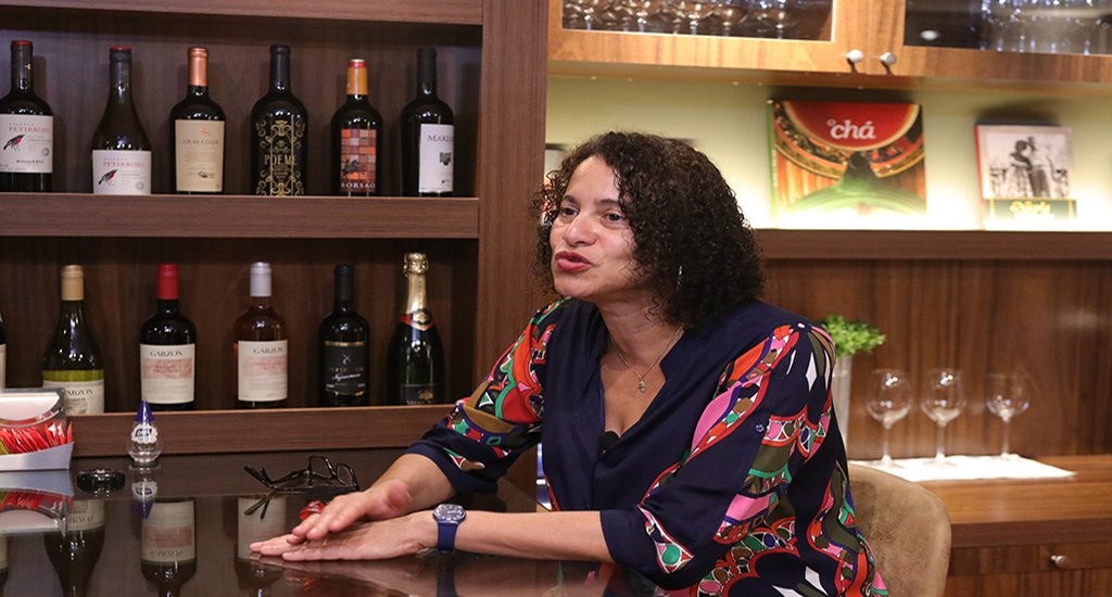 Luciana Santos não descarta possibilidade de ser vice de Câmara (Foto: Beto Dantas - Portal de Prefeitura) Luciana Santos não descarta possibilidade de ser vice de Câmara