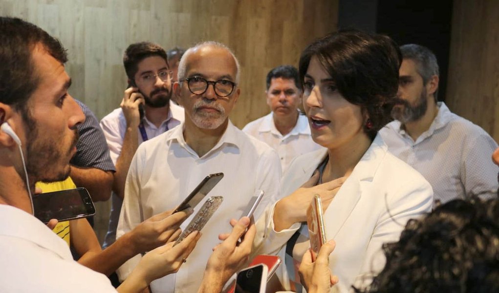 Sem unidade na esquerda, Manuela diz que seguirá candidata (Foto: Cris Ely) Sem unidade na esquerda, Manuela diz que seguirá candidata