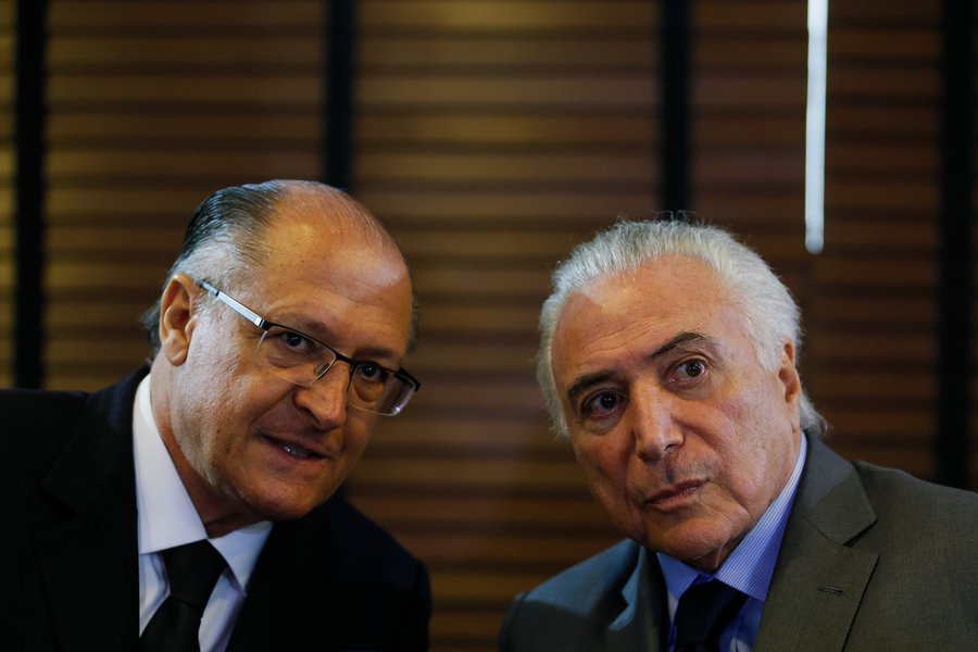 PSDB de Alckmin e centrão votaram juntos com Temer e o golpe (Foto: Beto Barata - PR) PSDB de Alckmin e centrão votaram juntos com Temer e o golpe