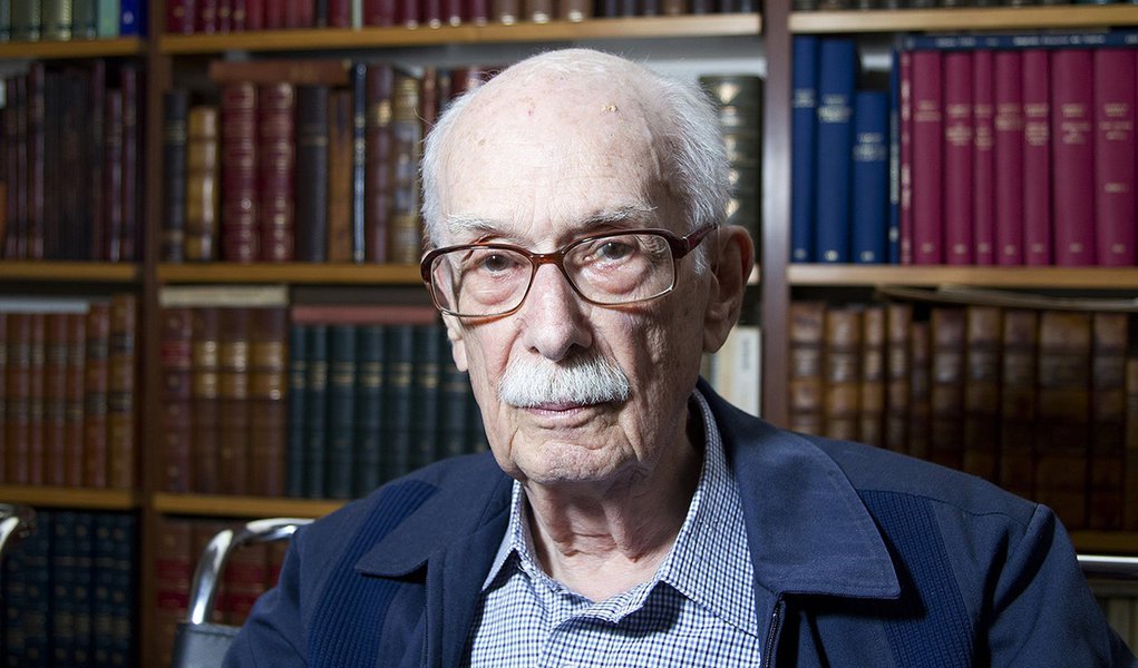 Cem anos de Antônio Cândido (Foto: Marcos Santos/USP Imagens) Cem anos de Antônio Cândido