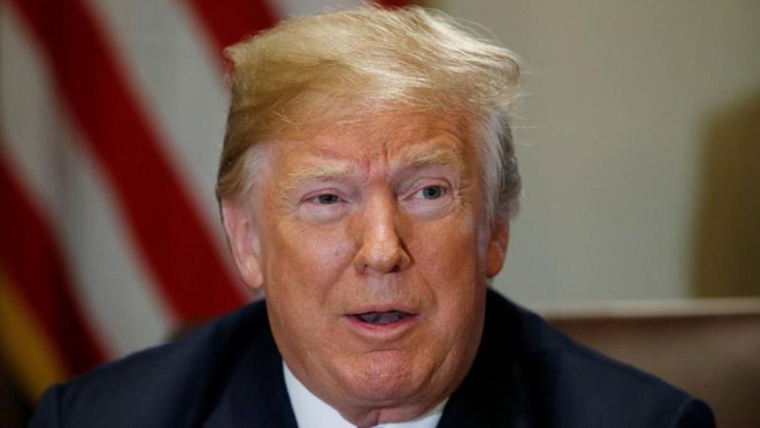 Trump critica UE por multa de US$ 5 bilhões contra o Google Trump critica UE por multa de US$ 5 bilhões contra o Google