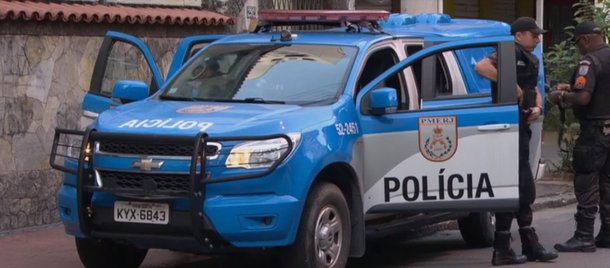 Polícia racista (Foto: Reprodução) Polícia racista