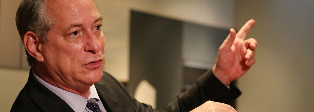 Candidato, Ciro diz que falta “debate franco” sobre o Brasil (Foto: Sérgio Moraes - Reuters) Candidato, Ciro diz que falta “debate franco” sobre o Brasil