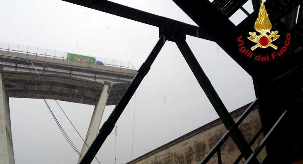 Ponte desaba e deixa dezenas de vítimas na Itália (Foto: Reuters) Ponte desaba e deixa dezenas de vítimas na Itália