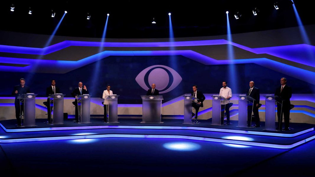 Primeiro debate dos presidenciáveis na TV esvaziou-se pelas aberrações Primeiro debate dos presidenciáveis na TV esvaziou-se pelas aberrações