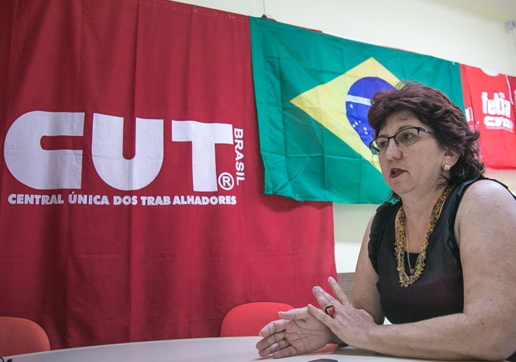 CUT: Reforma Trabalhista conduz o povo para o abismo CUT: Reforma Trabalhista conduz o povo para o abismo