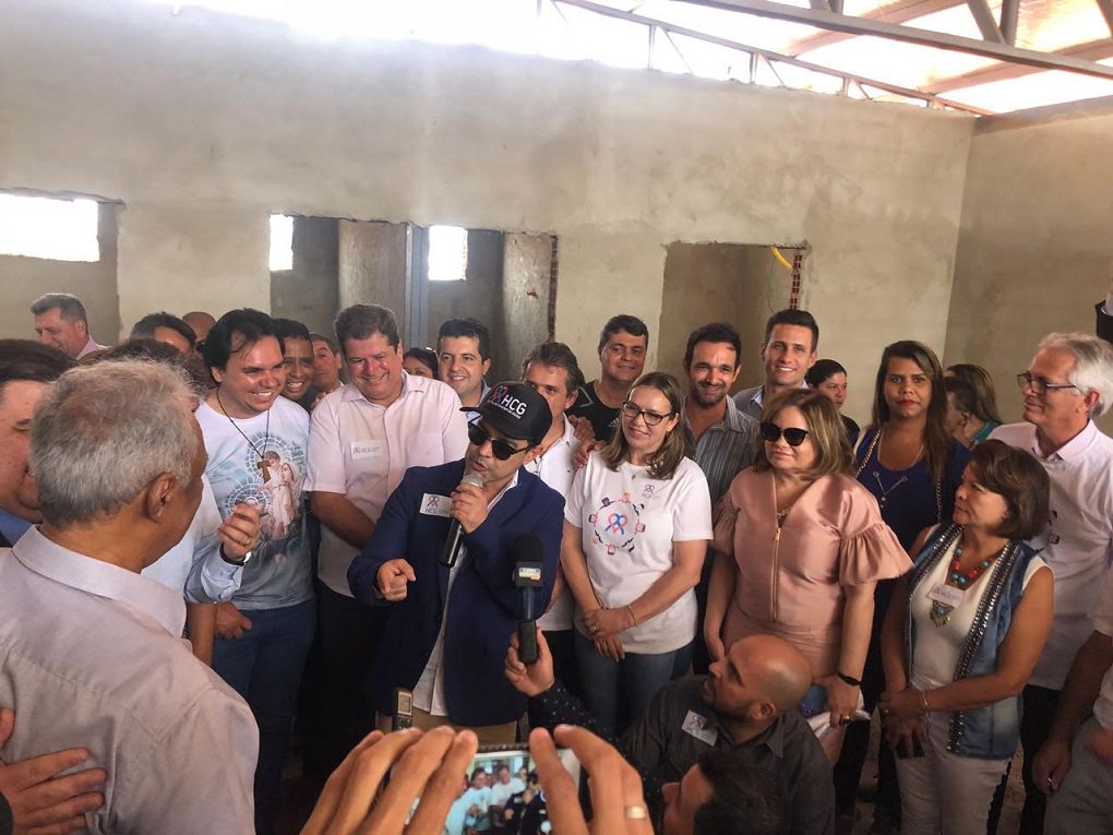 Embaixador do Hospital do Câncer de GO, Zezé di Camargo visita obras da unidade Embaixador do Hospital do Câncer de GO, Zezé di Camargo visita obras da unidade