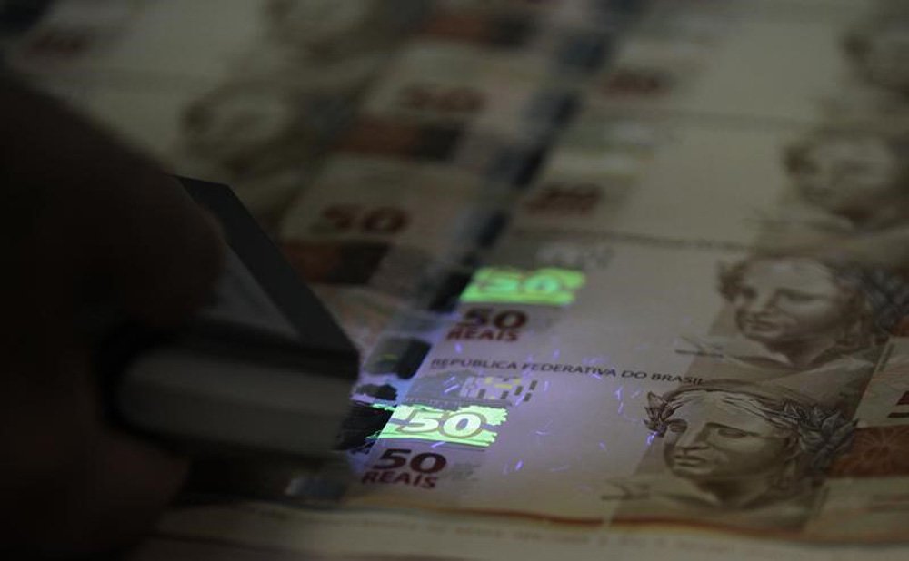 Com economia desorganizada, próximo governo herda gasto extra de R$ 42 bilhões (Foto: Reuters) Com economia desorganizada, próximo governo herda gasto extra de R$ 42 bilhões