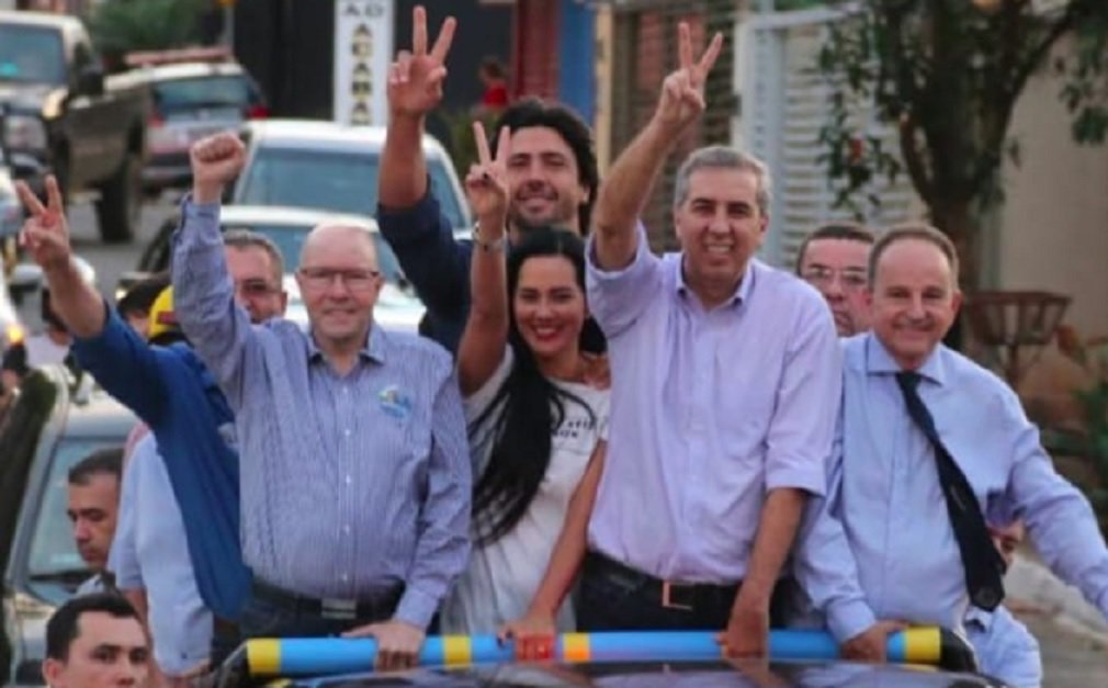 Demóstenes mobiliza carreatas em Hidrolândia e Senador Canedo Demóstenes mobiliza carreatas em Hidrolândia e Senador Canedo