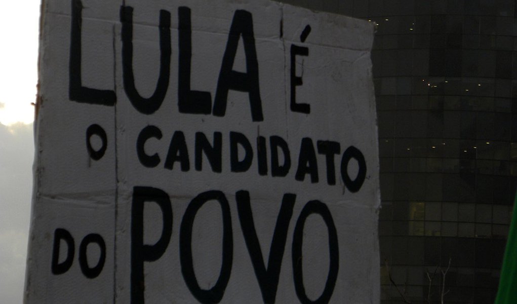 Lula é o candidato do povo (Foto: Brasil247) Lula é o candidato do povo